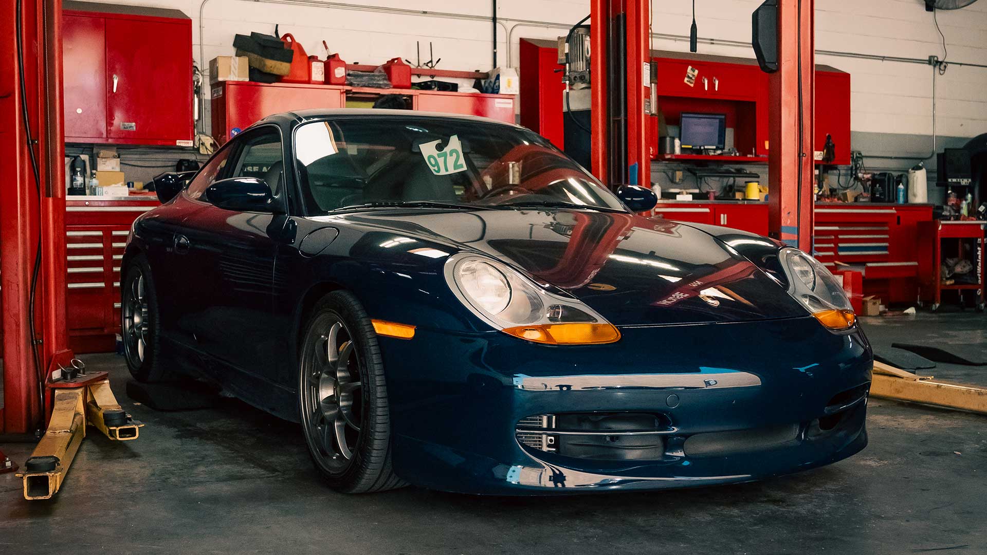 dark blue 996 dot 1 porsche 911