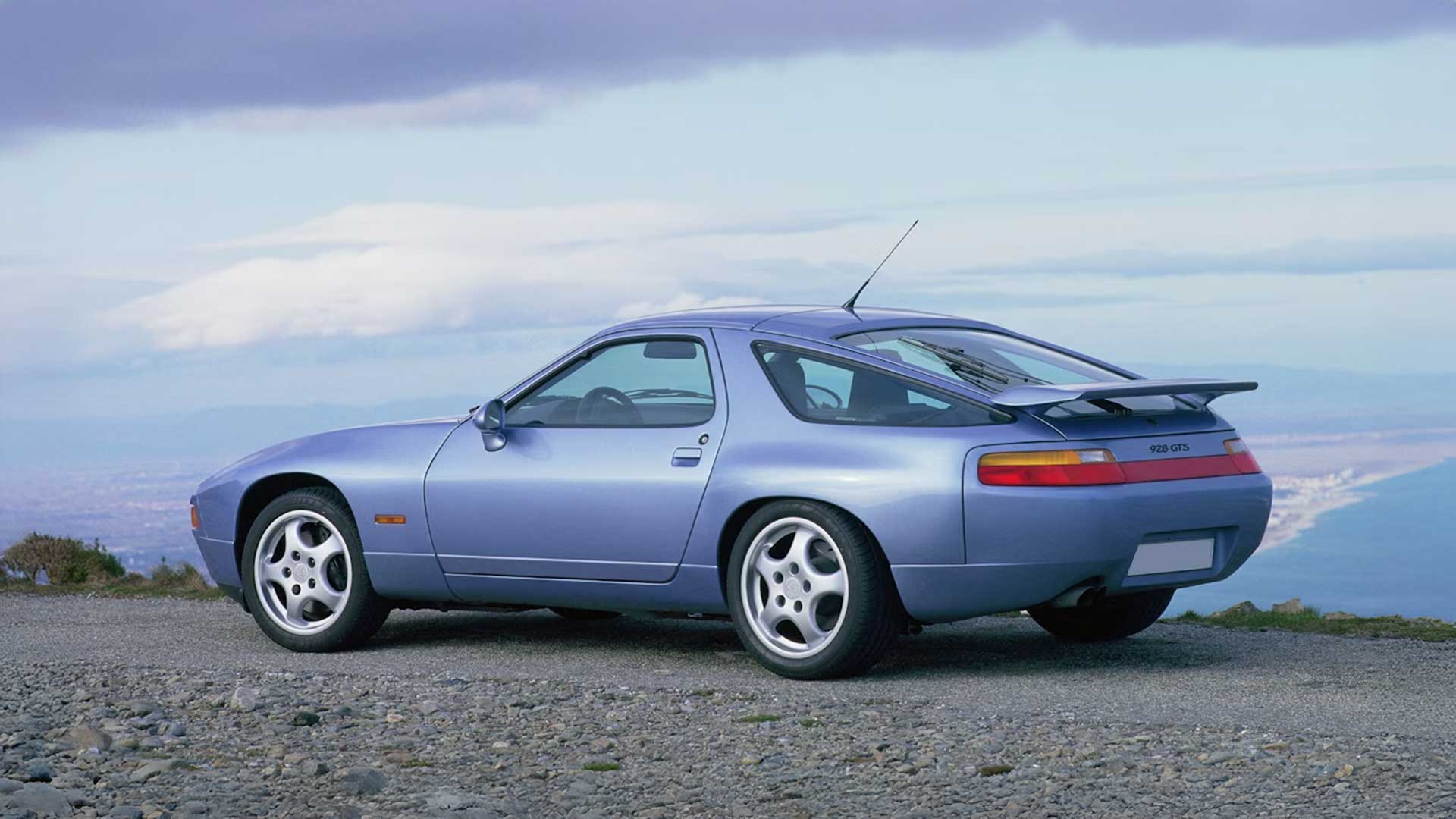 classic porsche 928 gts