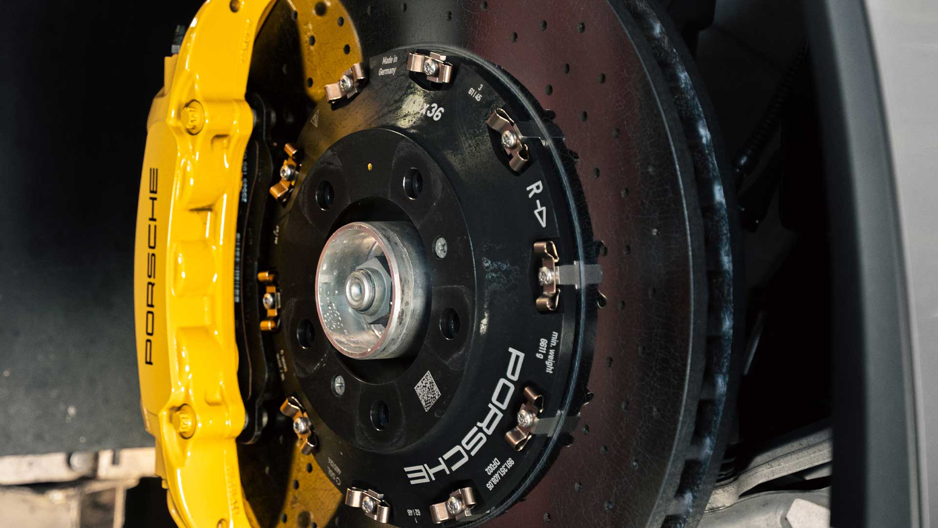 porsche brake rotor and caliper inspection at house automotive