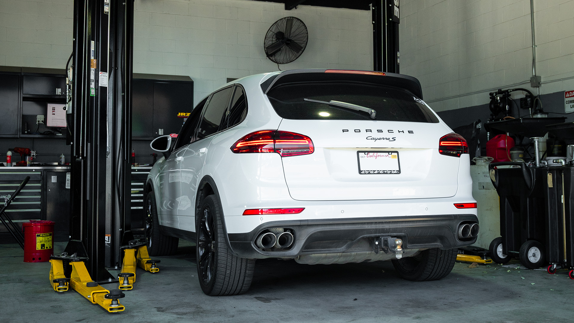 porsche cayenne maintenance cost