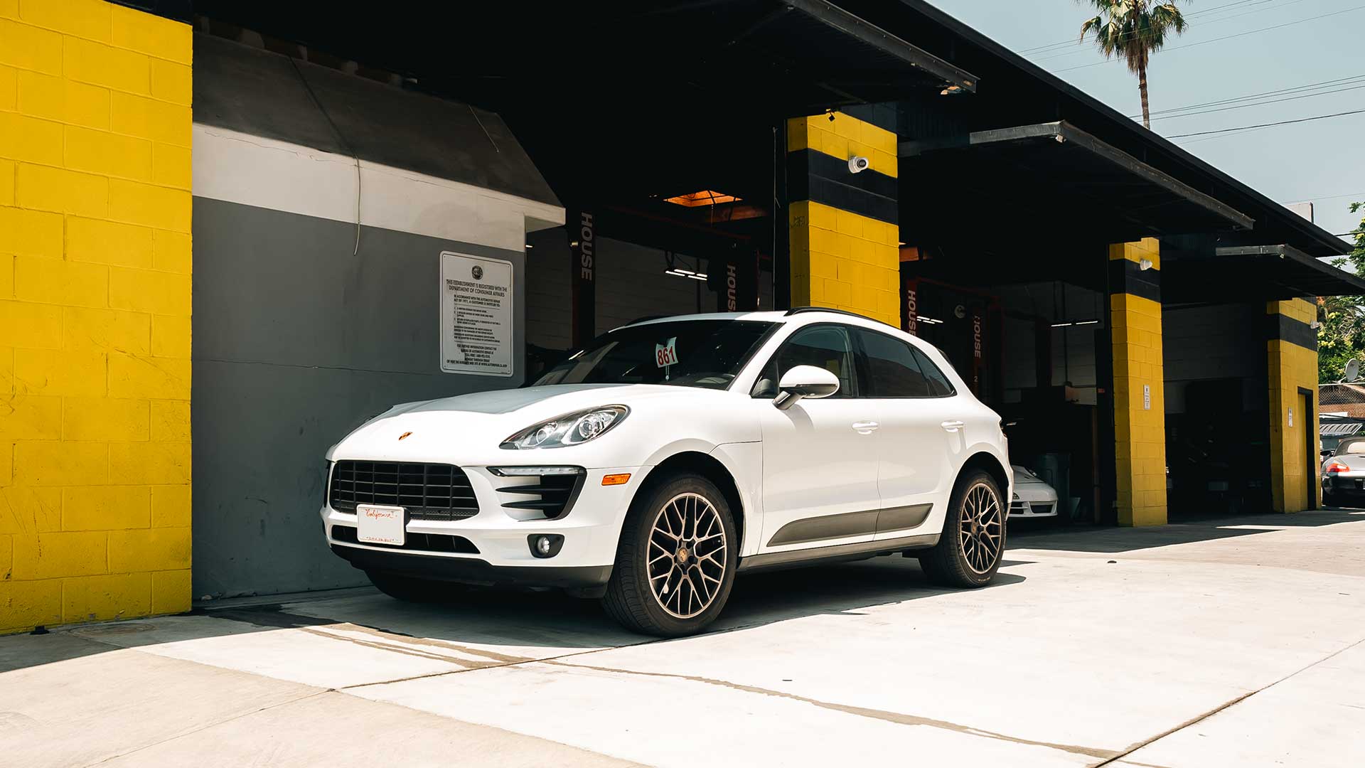 white porsche macan service los angeles